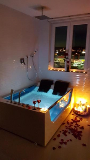  Studio-Apartment VAL - Luxury massage chair - Private SPA- Jacuzzi, Infrared Sauna, Parking with video surveillance, Entry with PIN 0 - 24h, Book without credit card  Славонски-Брод
